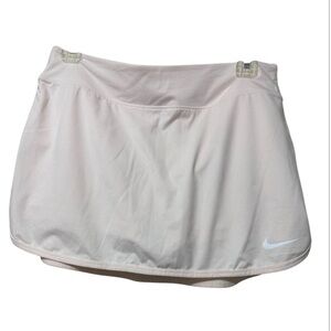 Nike Cream Athletic Shorts Lightweight Moisture-Wicking